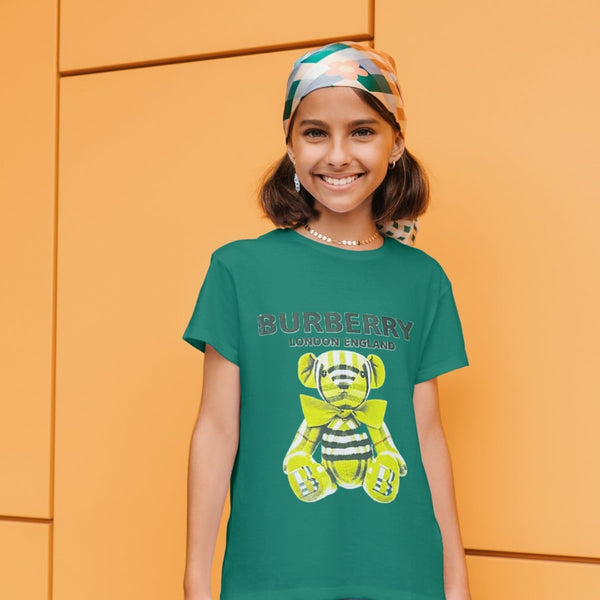 Stylish Green Kids' T-Shirt – Teddy Bear Graphic Print